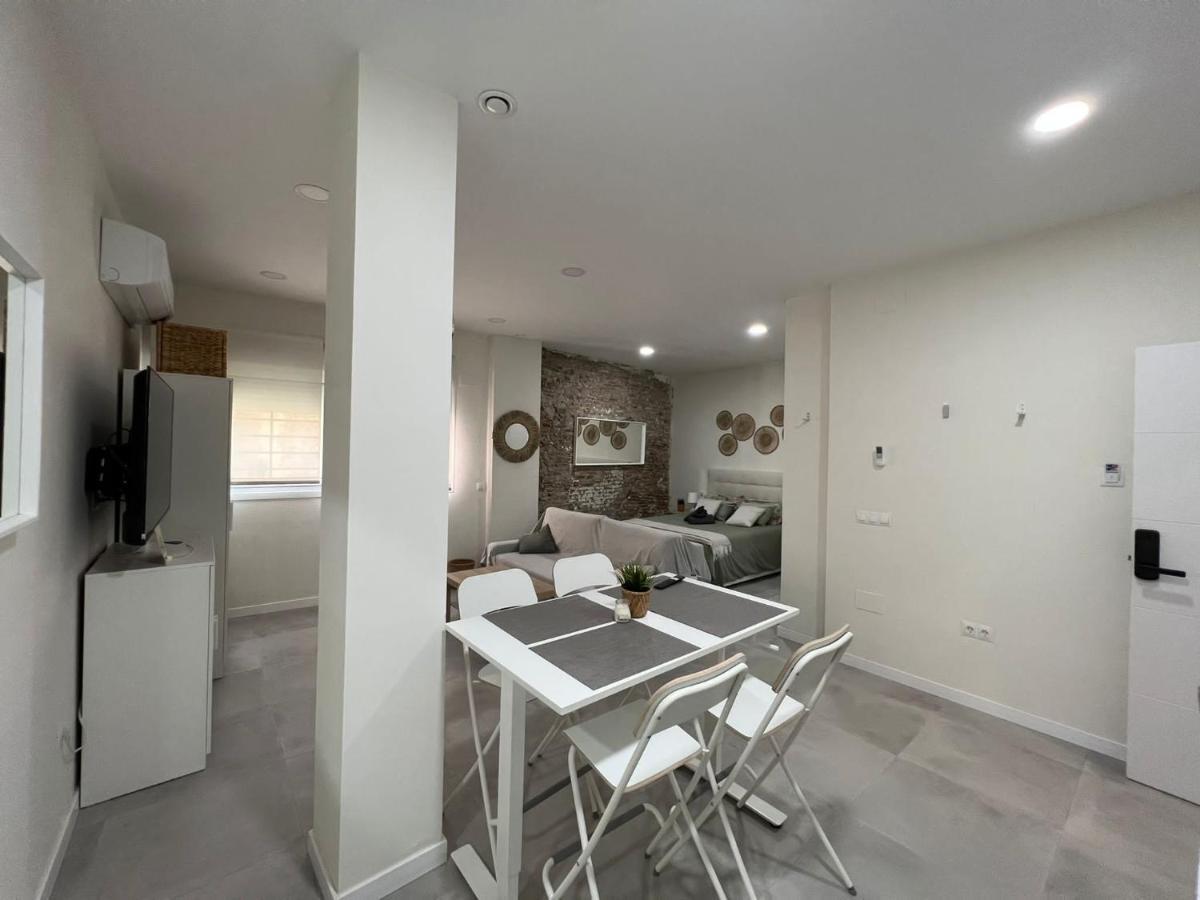 Estudio Trinidad Centro Malaga 2 ภายนอก รูปภาพ