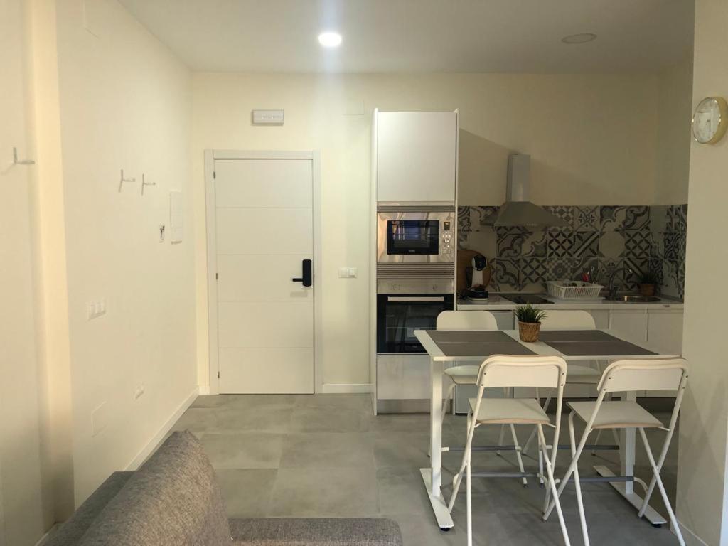 Estudio Trinidad Centro Malaga 2 ภายนอก รูปภาพ